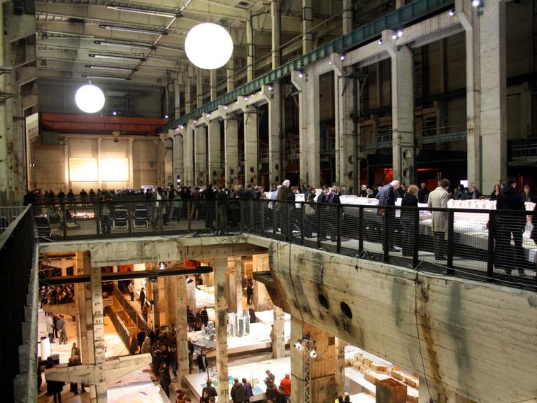 Bild 4 von 6 über die Lohfeldsiedlung Karlsruhe als Beitrag in der Ausstellung 'Realstadt - Wünsche als Wirklichkeit' in Berlin